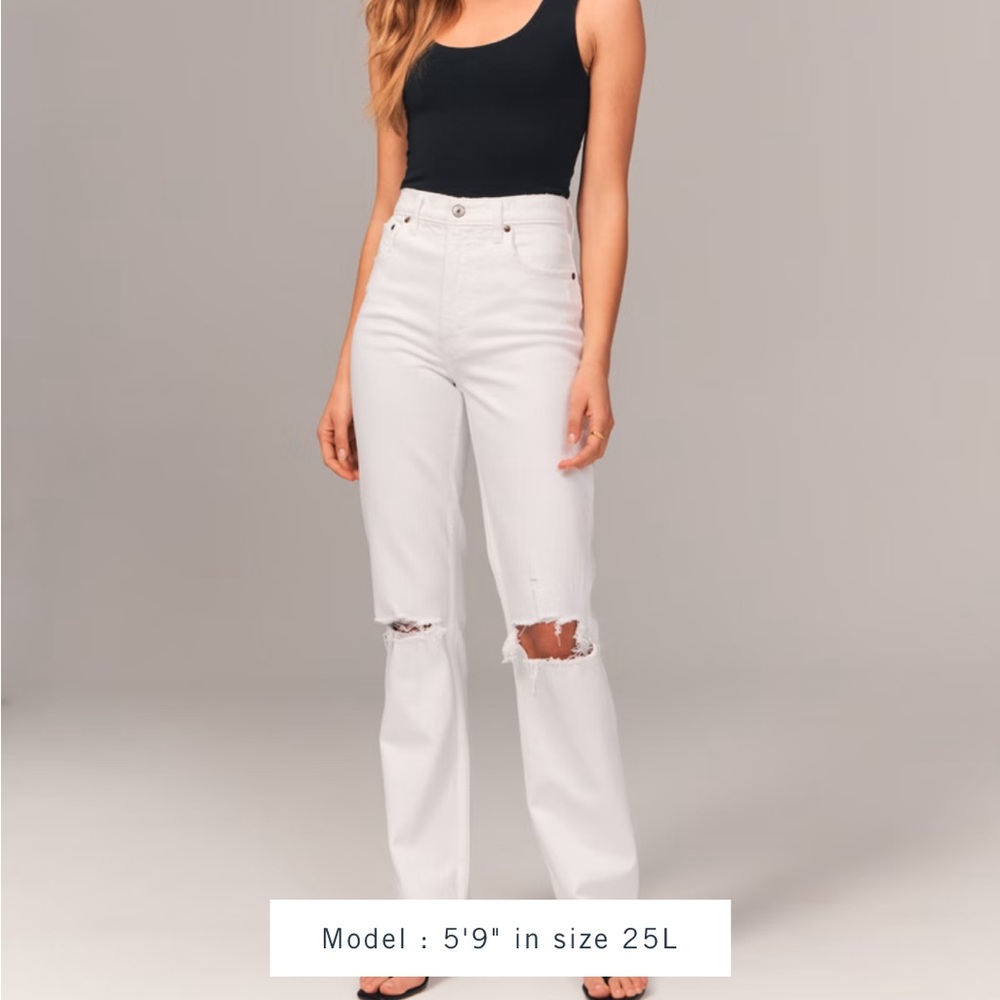 Abercrombie & Fitch Curve Love Ultra High Rise 90s Straight Jean - White